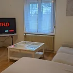 Le Bâlois - 2 Chambres, Salon, Cuisine équipée, Parking Et Wifi Gratuit *